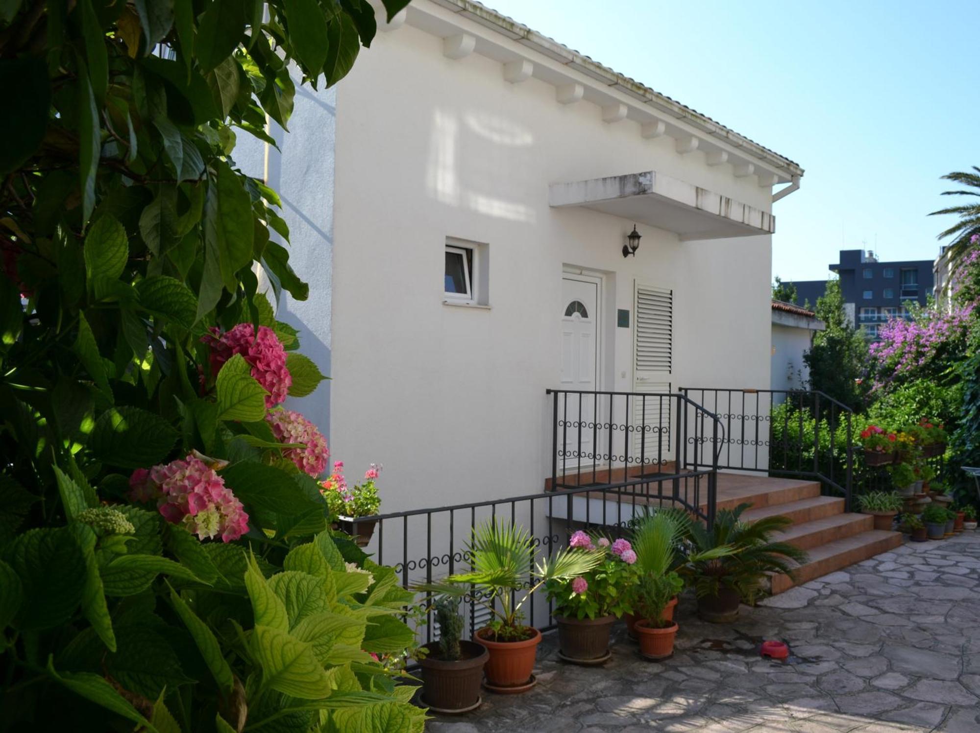 Apartments Luka Budua Esterno foto