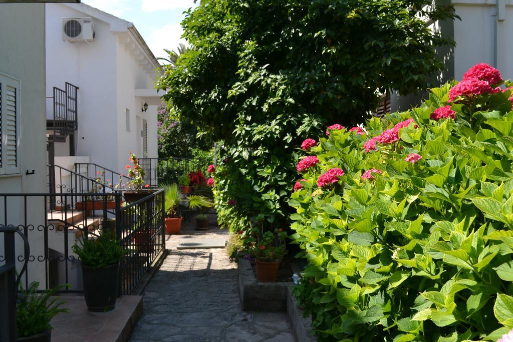 Apartments Luka Budua Esterno foto